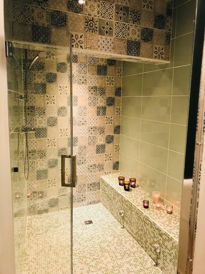 Appart Loft Hammam Privatif Apartment Nimes Bagian luar foto